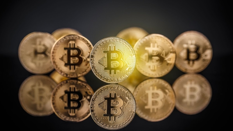 В первом квартале крупный майнер Riot Platforms продал 3,778 BTC за 9,5 млн